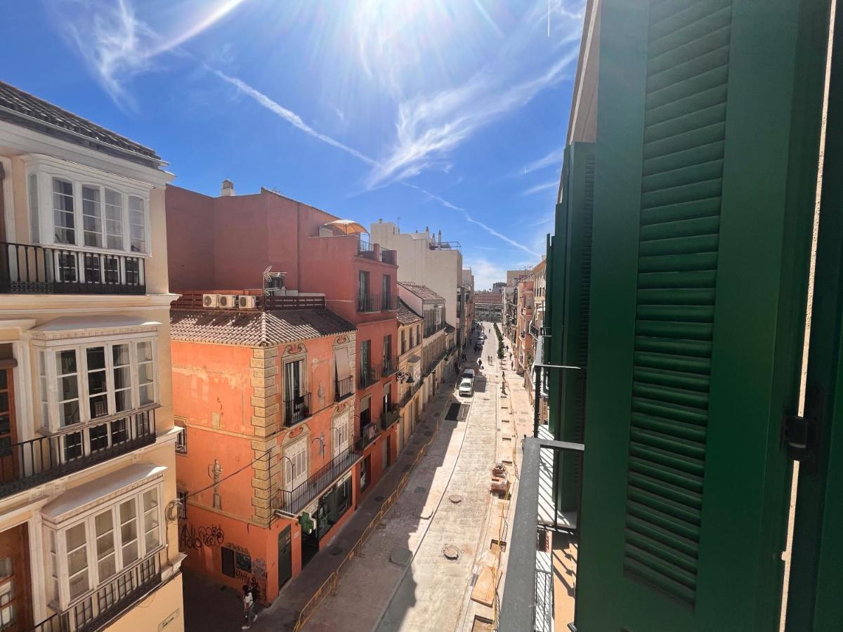 Homely Malaga Carreteria Con Piscina Exterior photo