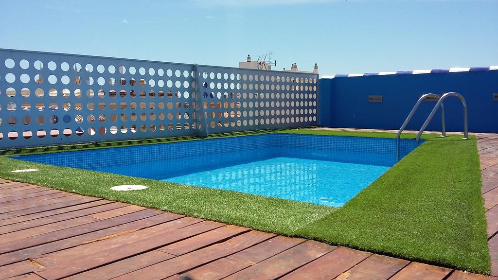 Homely Malaga Carreteria Con Piscina Exterior photo